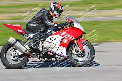 media/Jan-20-2023-Fastrack Riders (Fri) [[f2ad32aba3]]/Level 2/session 4 turn 6/